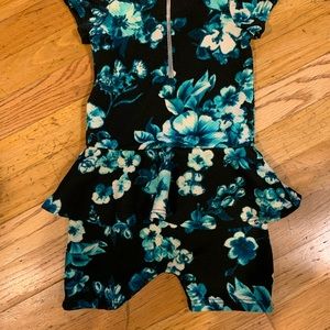 Dot dot smile romper 12/24 mo